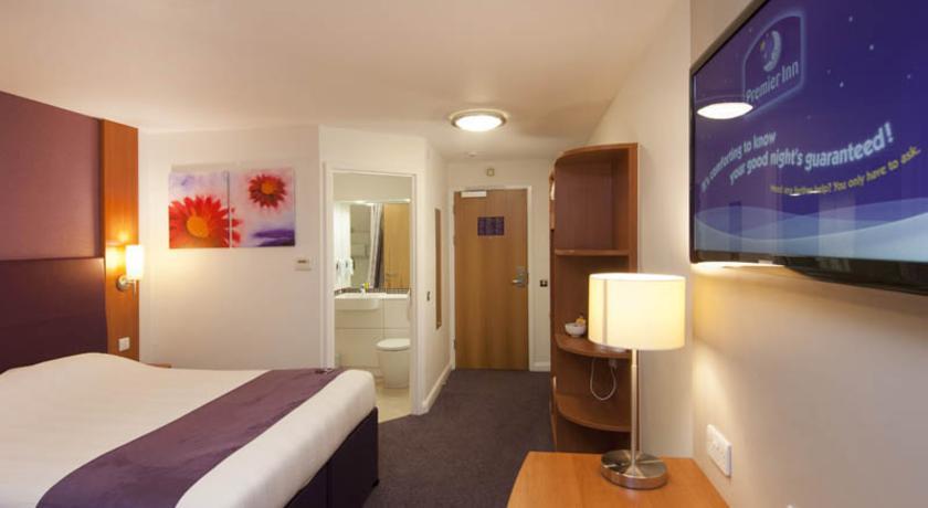 Premier Inn Chester Central - North Kültér fotó